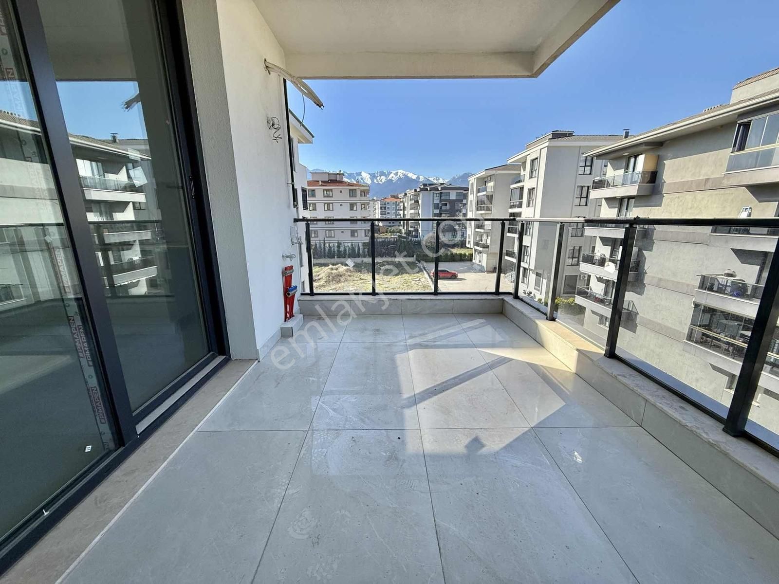 Yenişafakt'ta 3+1 140 M2 Arakat Ebeveyn Banyolu Daire - Görsel 14