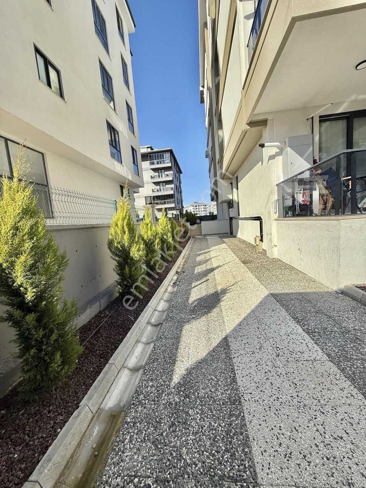 Yenişafakt'ta 3+1 140 M2 Arakat Ebeveyn Banyolu Daire - Görsel 18