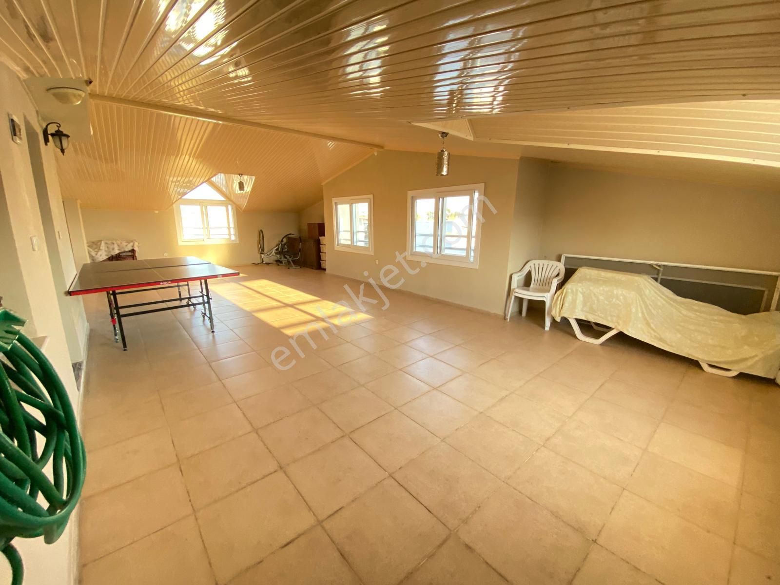 Ürkmez De Denize 100m Tek Müstakil 1.sınıf Kalite Ultra Lükx Satılık 4+2 Villa - Görsel 9