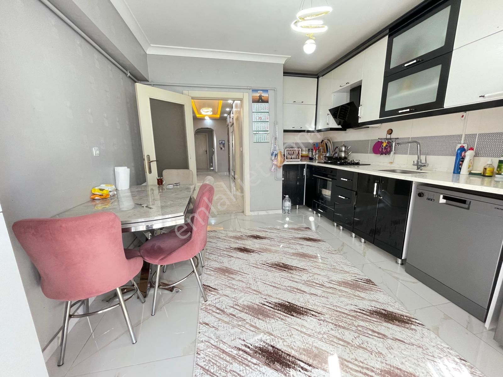 Mç Emlak'tan Mareşal Çakmak Mahallesin'de 3+1 Satılık Daire - Görsel 4