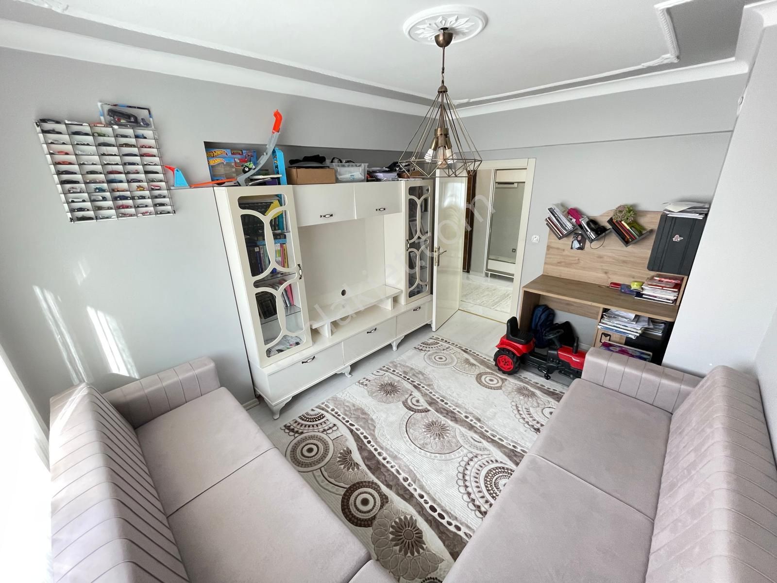 Mç Emlak'tan Mareşal Çakmak Mahallesin'de 3+1 Satılık Daire - Görsel 9