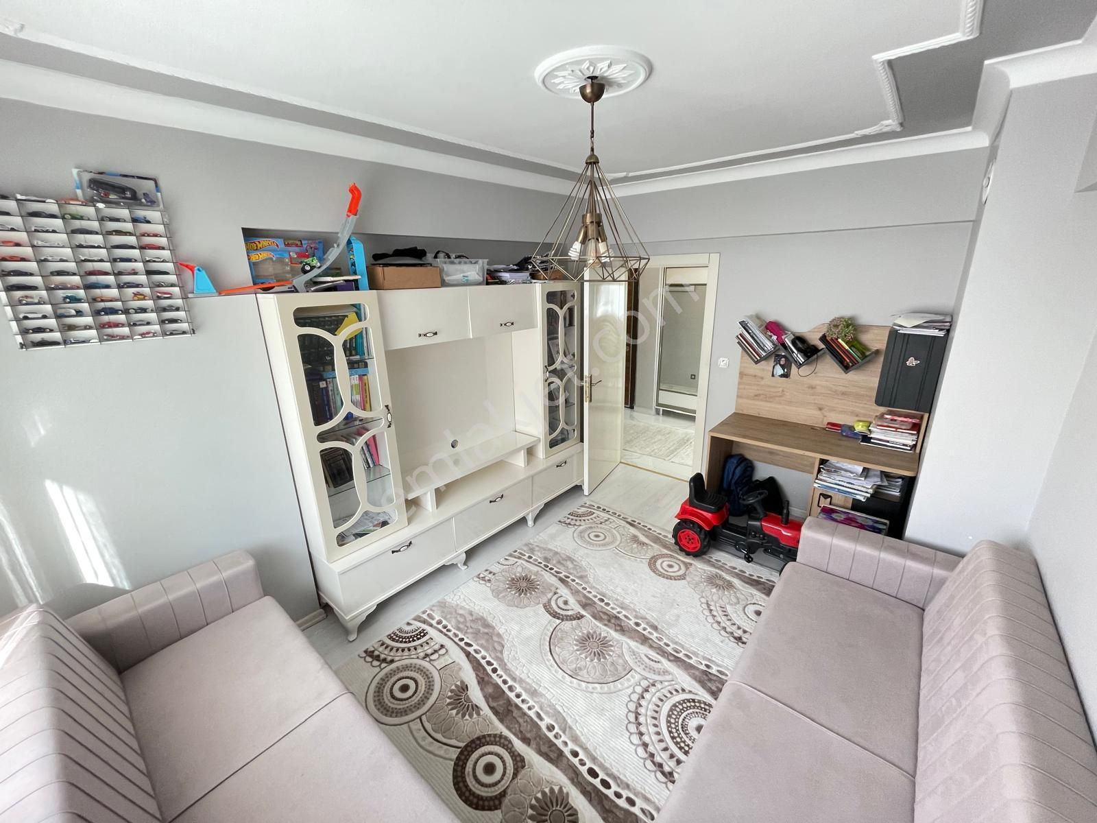 Mç Emlak'tan Mareşal Çakmak Mahallesin'de 3+1 Satılık Daire - Görsel 8