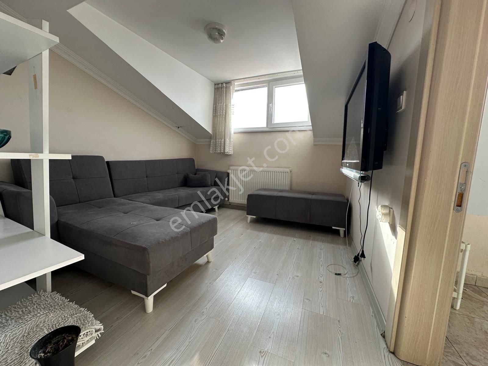 Gültepe Mahallesinde Kiralık 1+1 Eşyalı Daire