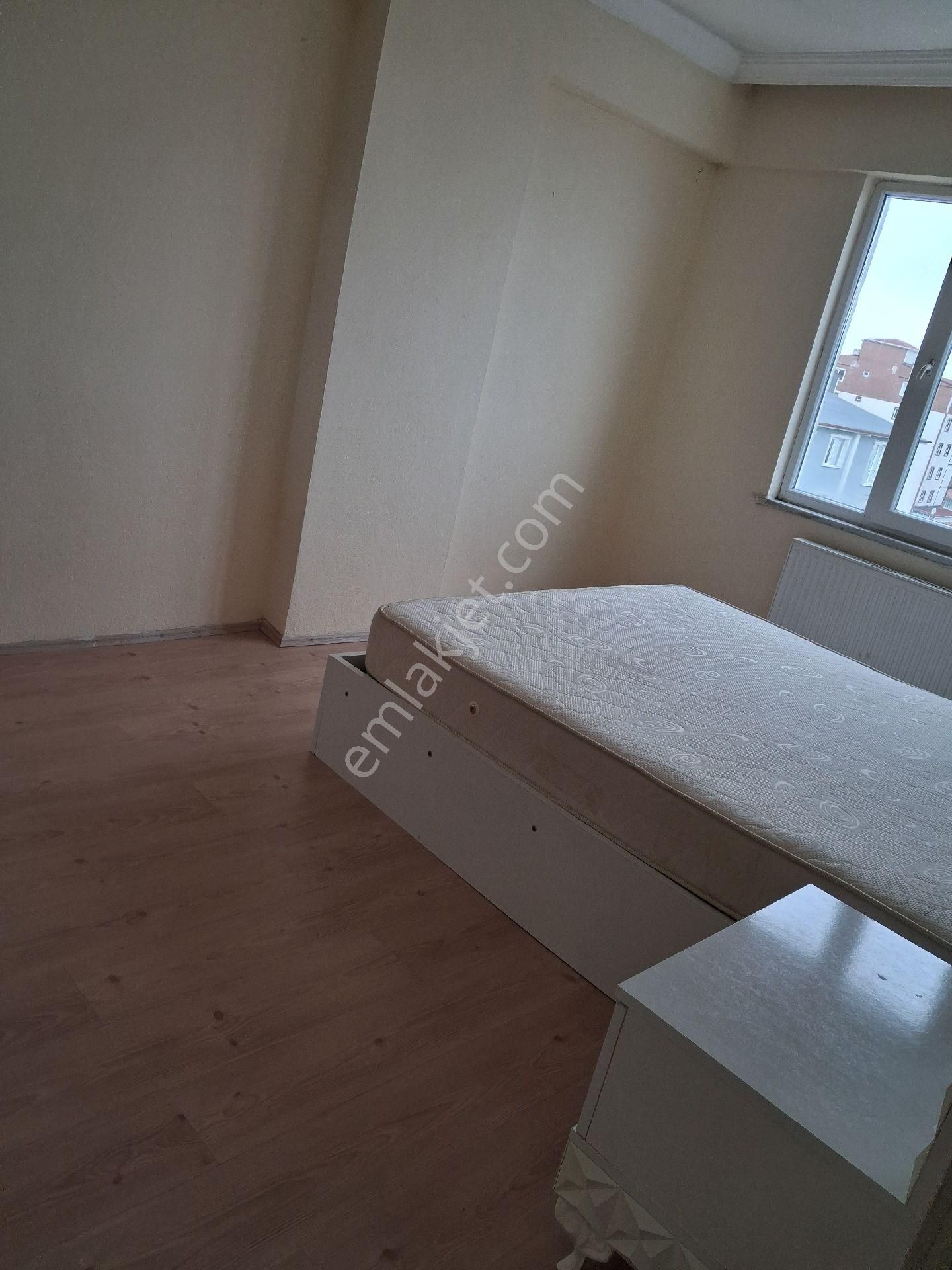 Tuşba Emlaktan Satılık İskanlı Kombili Geniş 2+1 Daire - Görsel 9