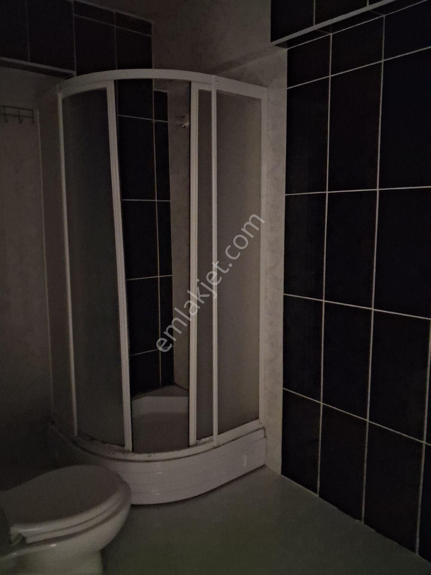 Tuşba Emlaktan Satılık İskanlı Kombili Geniş 2+1 Daire - Görsel 23