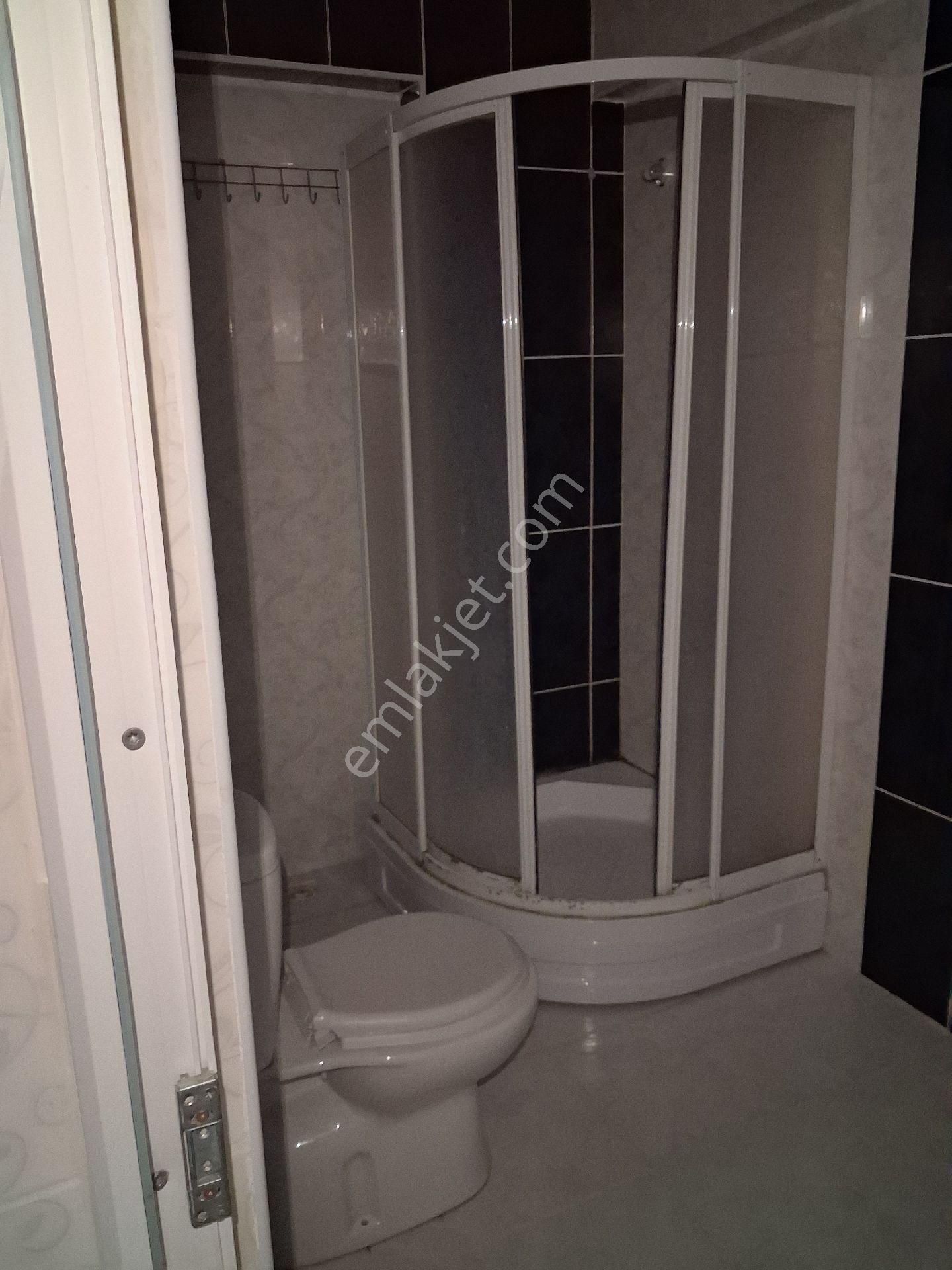 Tuşba Emlaktan Satılık İskanlı Kombili Geniş 2+1 Daire - Görsel 25