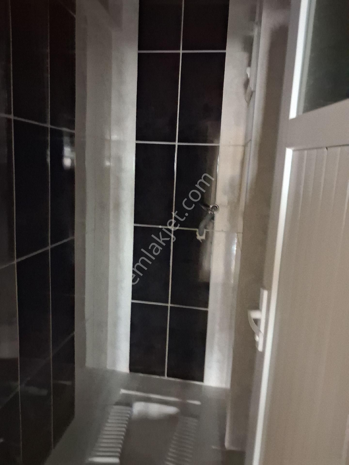 Tuşba Emlaktan Satılık İskanlı Kombili Geniş 2+1 Daire - Görsel 21