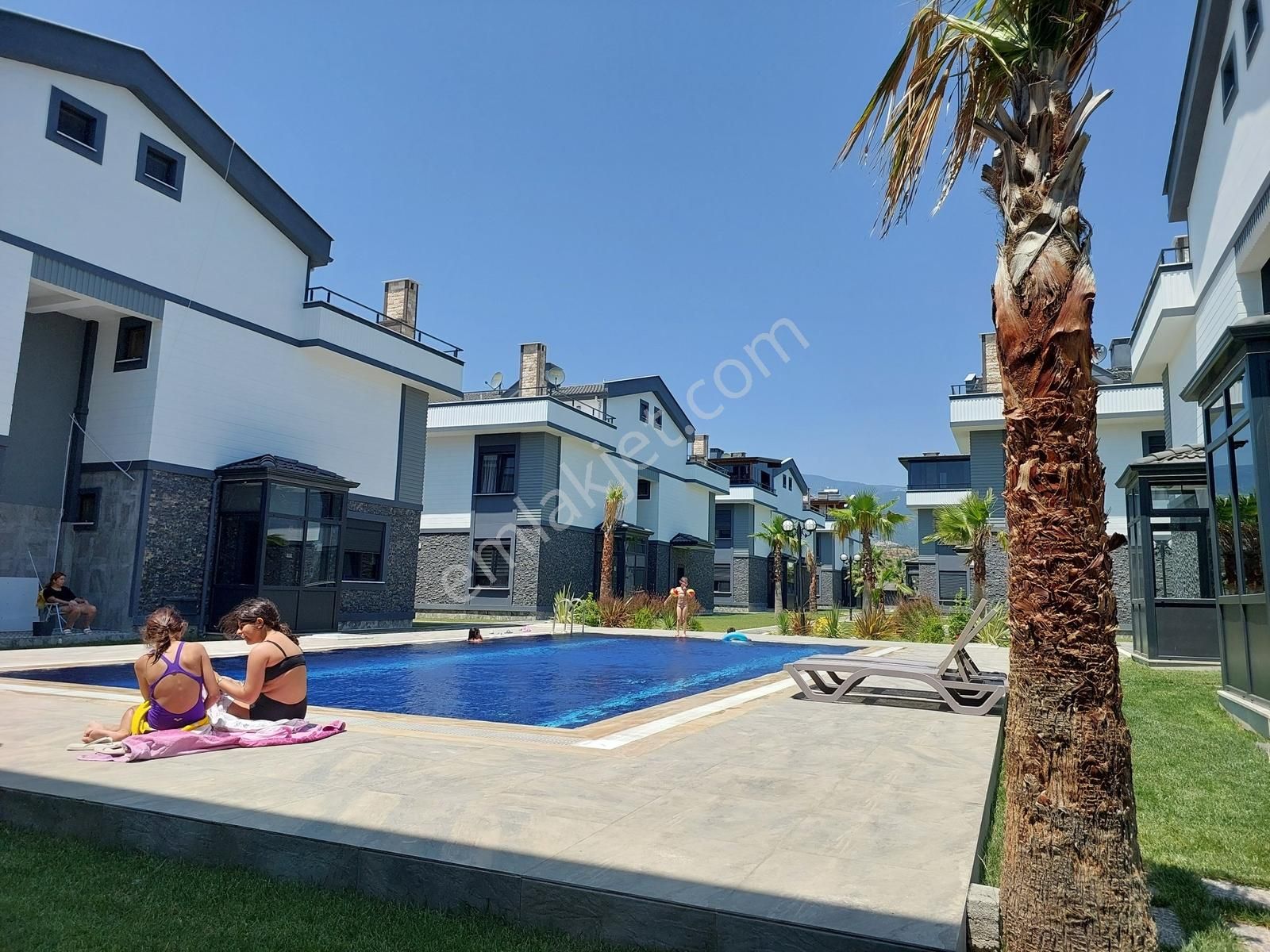 Güre'de, Muhteşem Peyzajlı ,yüzme Havuzlu 5+1 Lüks Villa - Görsel 2