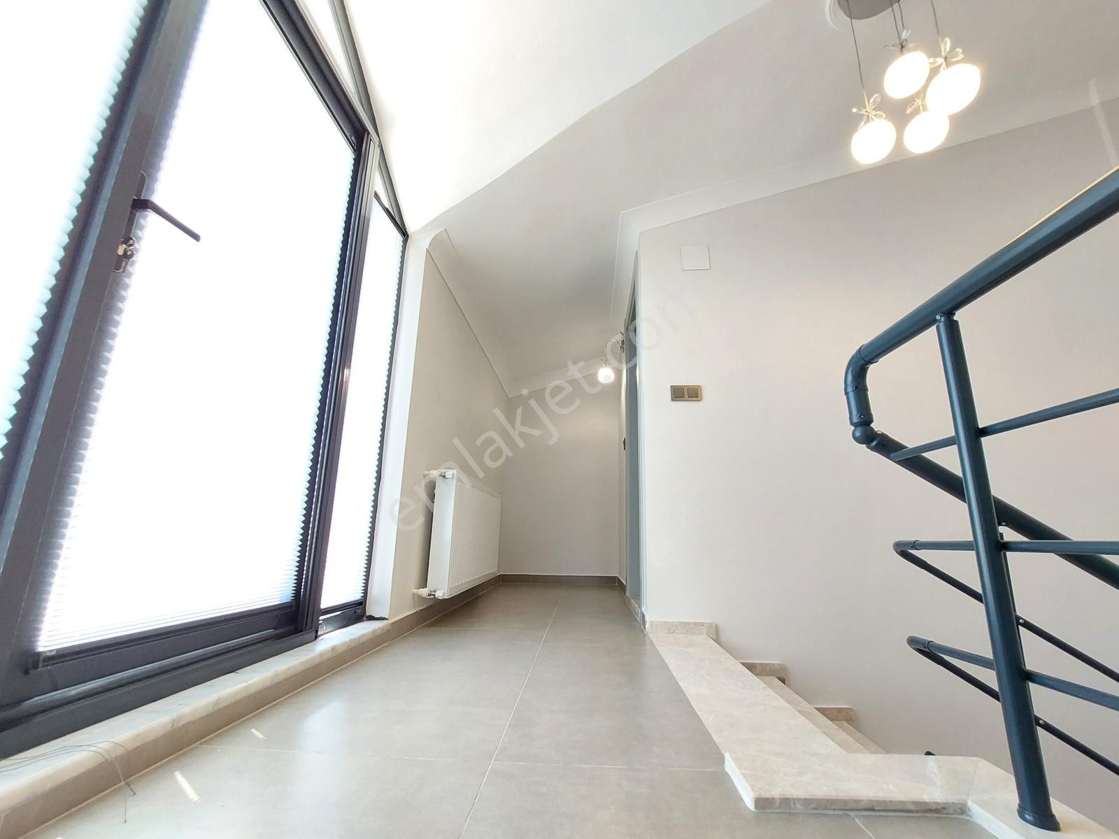 Güre'de, Muhteşem Peyzajlı ,yüzme Havuzlu 5+1 Lüks Villa - Görsel 35