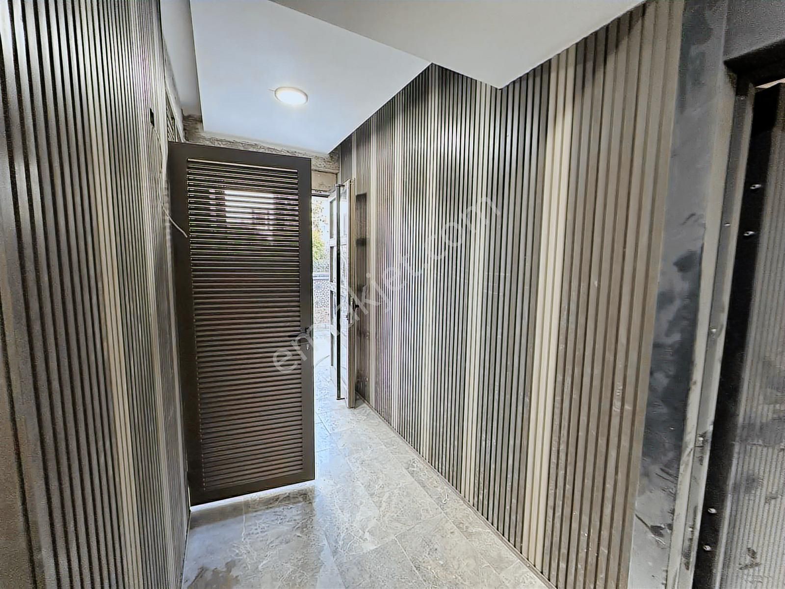 Mevlana Kavşağında Sıfır Yerden Isıtmalı 3+1 Lüks Ters Dubleks - Görsel 27