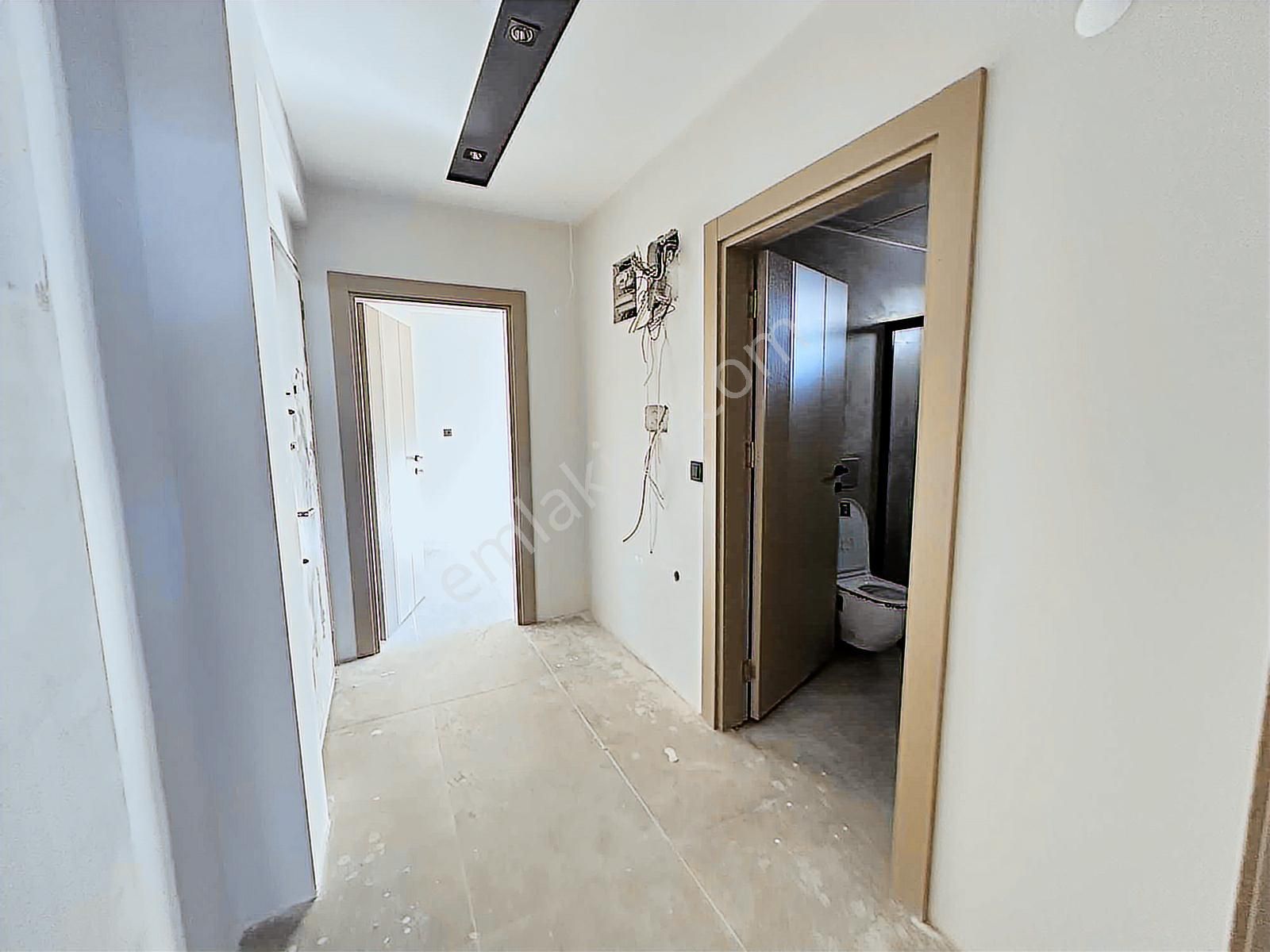 Mevlana Kavşağında Sıfır Yerden Isıtmalı 3+1 Lüks Ters Dubleks - Görsel 12