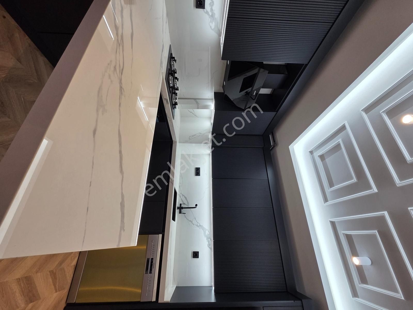 Çobanlı Tramvay Durağının Yanında Ultra Lüks 1+1 - Görsel 13