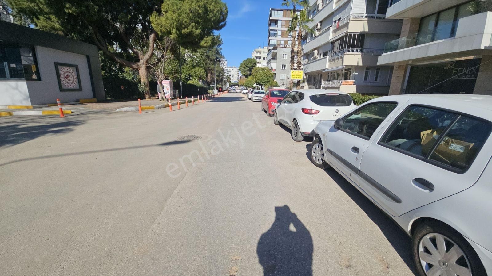 Pamir Caddesin'de Dükkan - Görsel 12