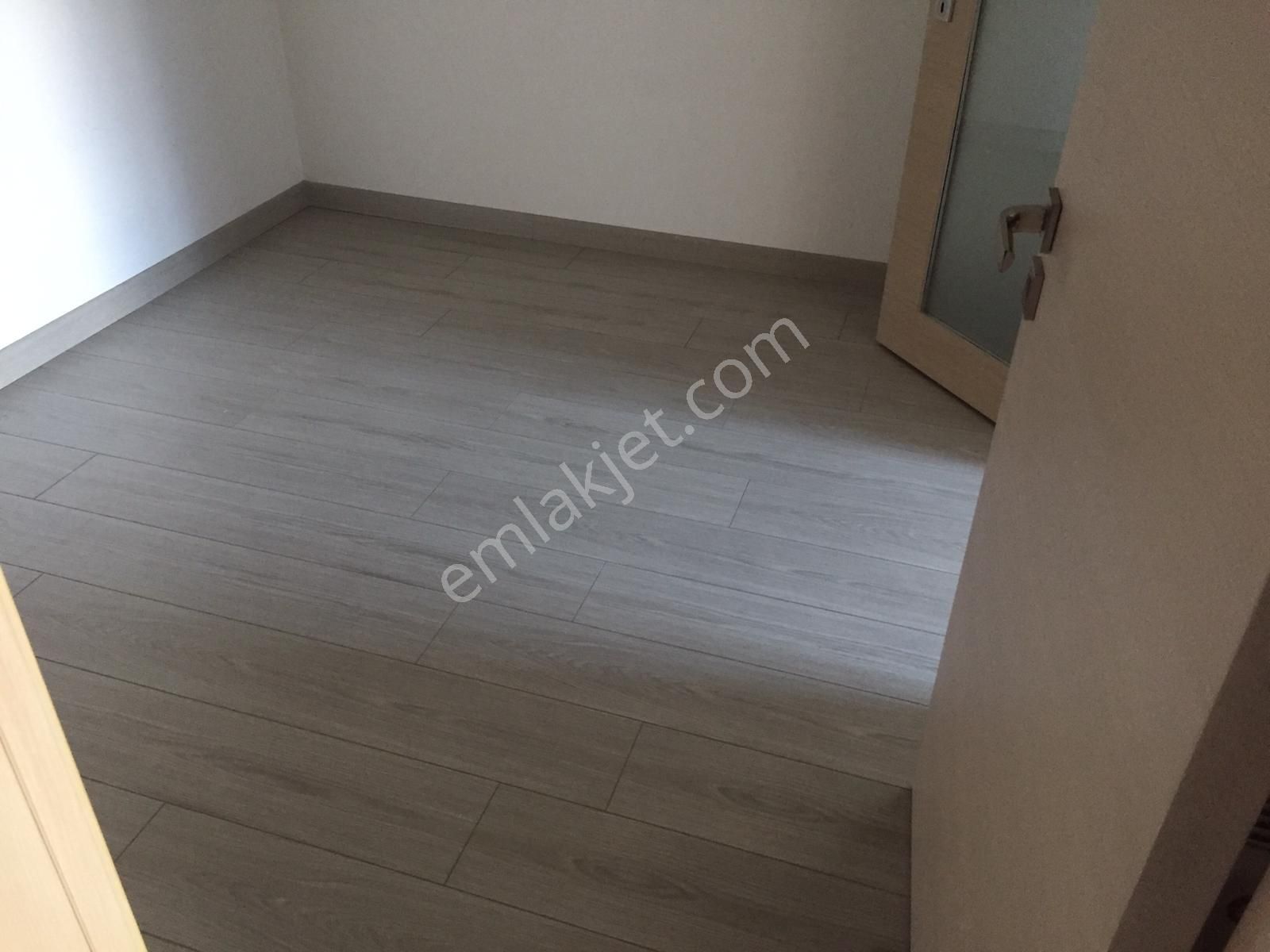 Hatayda Cadde Üstü 3+1 Doğalgazlı Deniz Manzaralı Bakımlı - Görsel 10