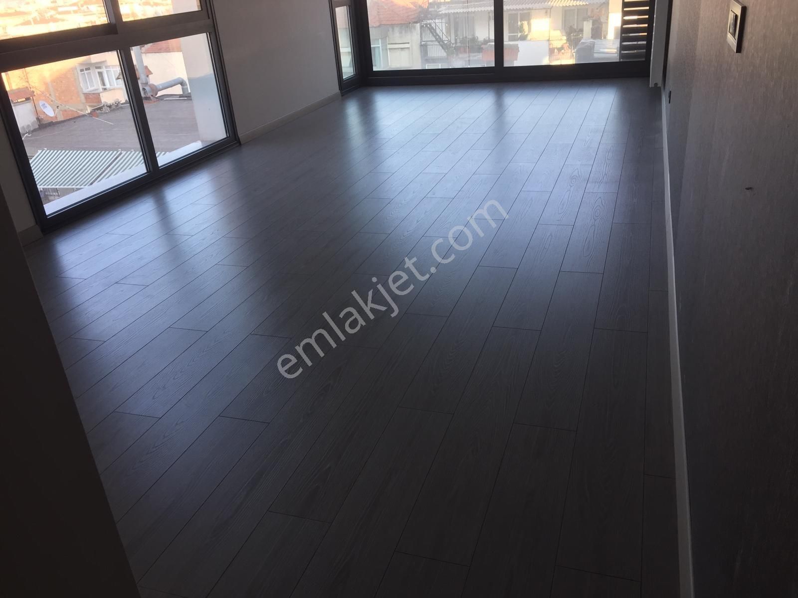 Hatayda Cadde Üstü 3+1 Doğalgazlı Deniz Manzaralı Bakımlı - Görsel 26