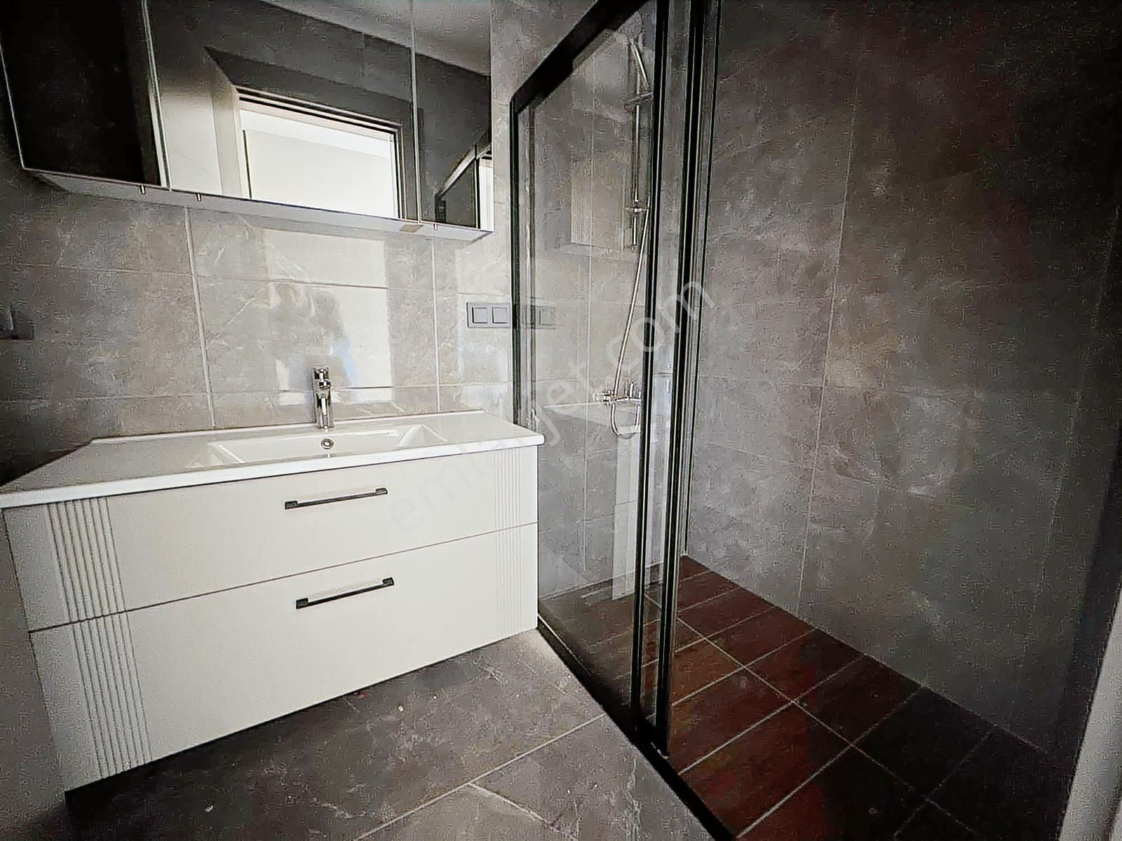 3+1 Ayrı Mutfak Havuzlu Site İçi Büyük Balkon Fırsat Daire - Görsel 14