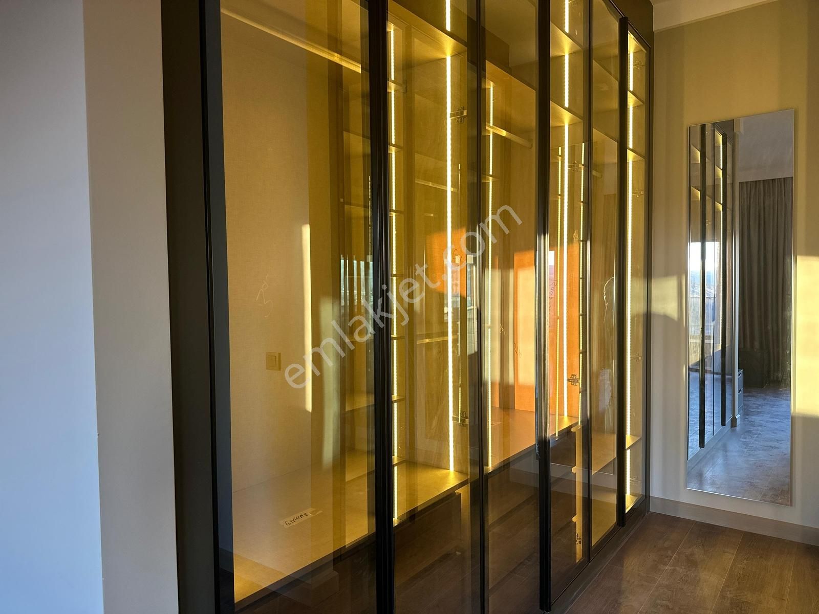 ▄vega▄ege Mahallesi Modern Yapılı Çift Mutfak Tezgahlı 3+1 Daire - Görsel 18