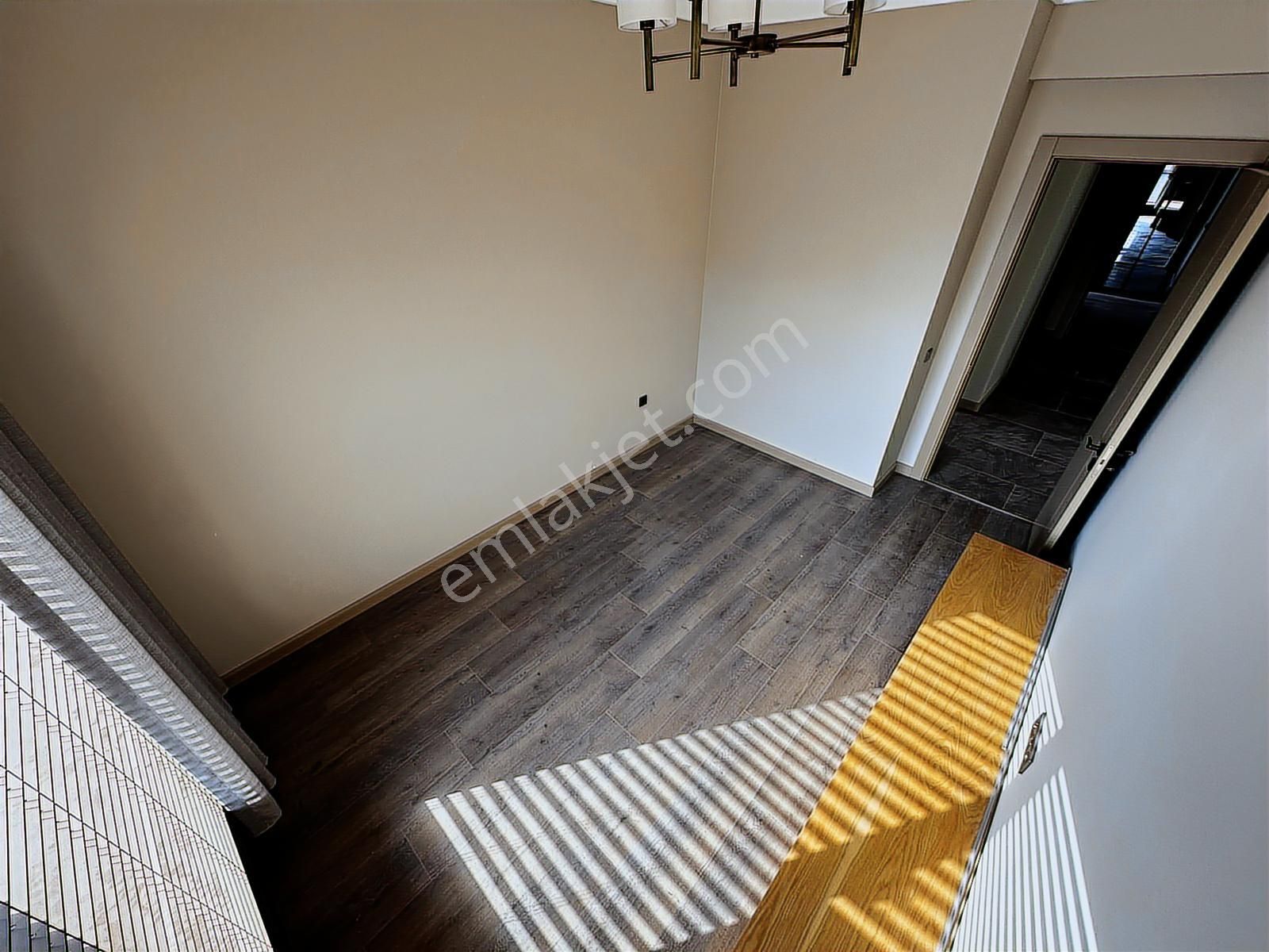 ▄vega▄ege Mahallesi Modern Yapılı Çift Mutfak Tezgahlı 3+1 Daire - Görsel 10