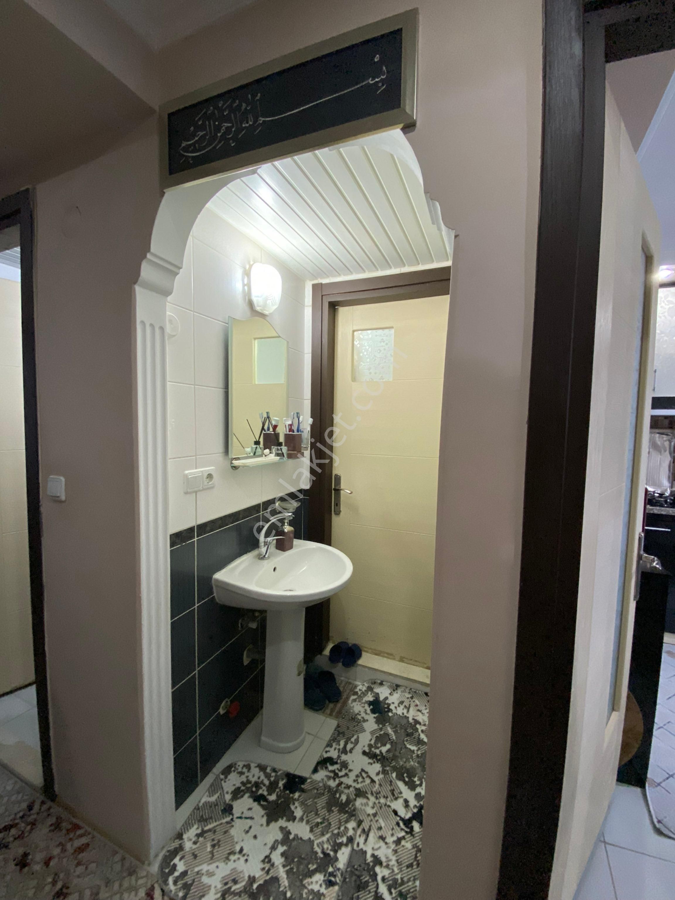 15 Mayıs’ta Prestijli Konumda Çift Balkonlu Ferah 3+1 - Görsel 12