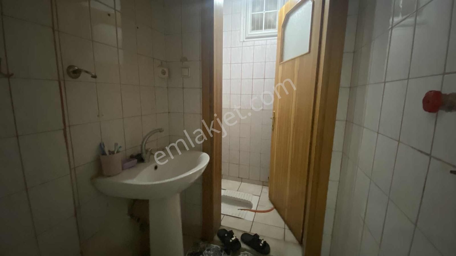 Sultan Mesud Mah Giriş Kat 3+1 Geniş Daire - Görsel 21