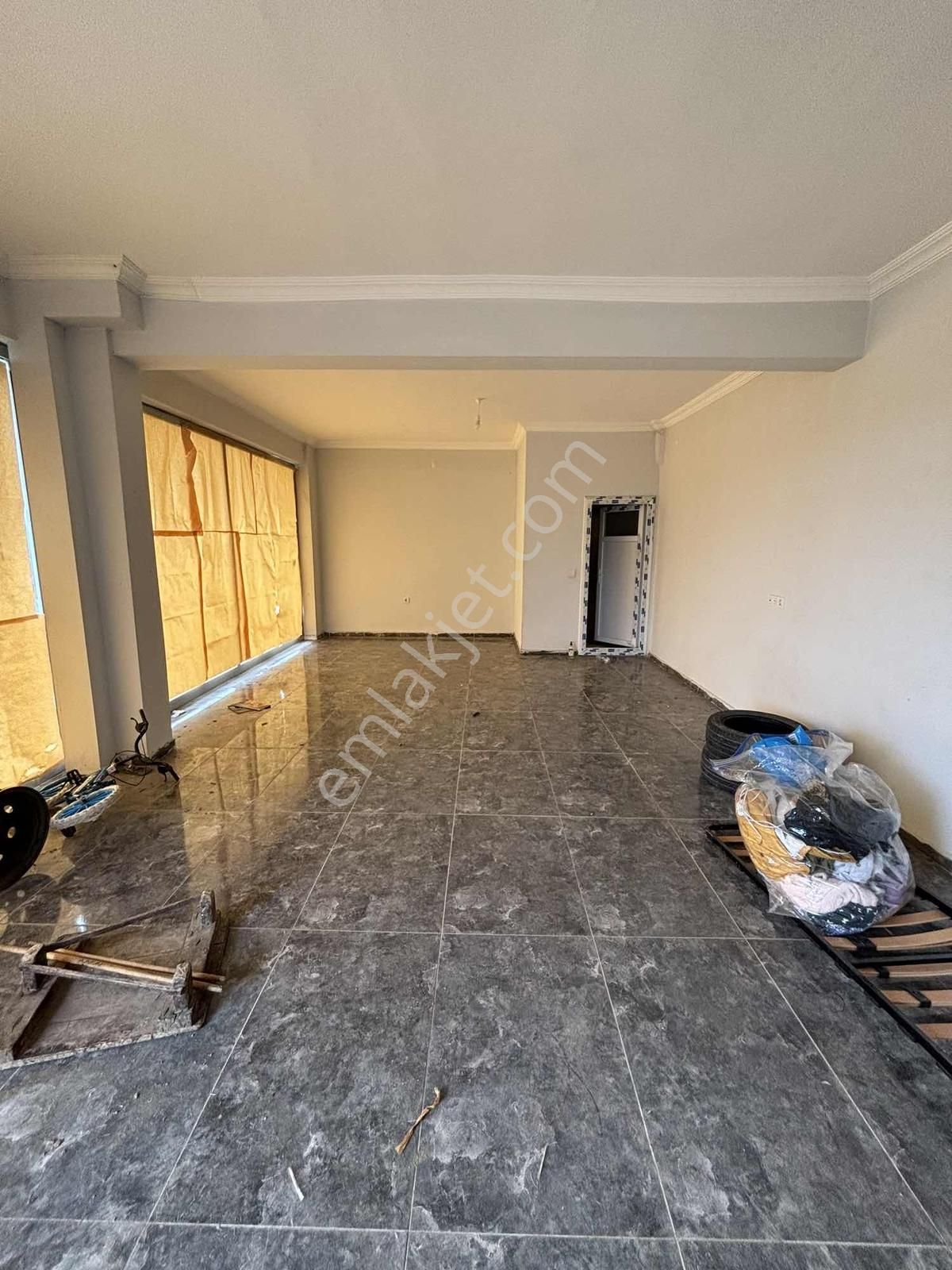 Fevzi Çakmak'ta Satılık 80 M2 Dükkan - Görsel 3