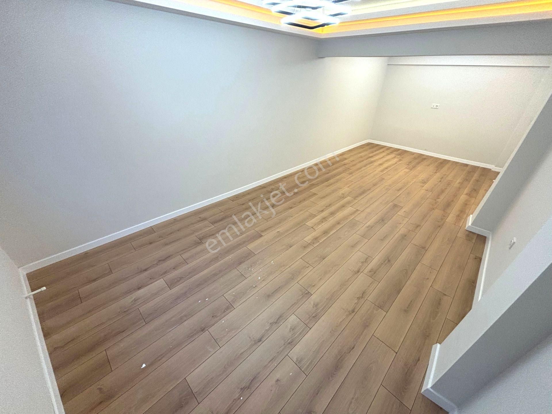 𝄞melodi'den Akçay Merkez'de Denize 1 Sokak Ön Cephe Müstakil Konseptte Ayrı Mutfaklı 2+1 Daire - Görsel 24