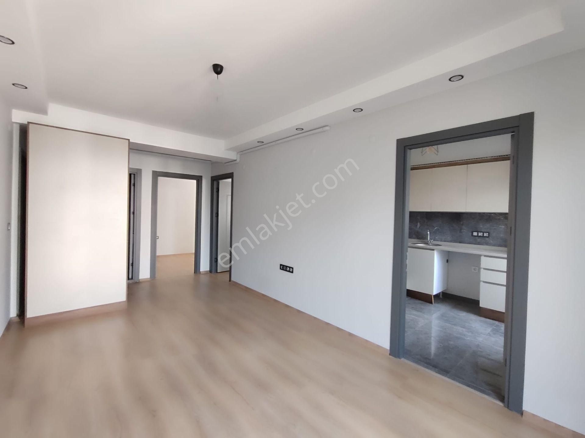 Başkut 'tan İmbatlı Mah.de Medikalpoint Yakını 2+1 Daire