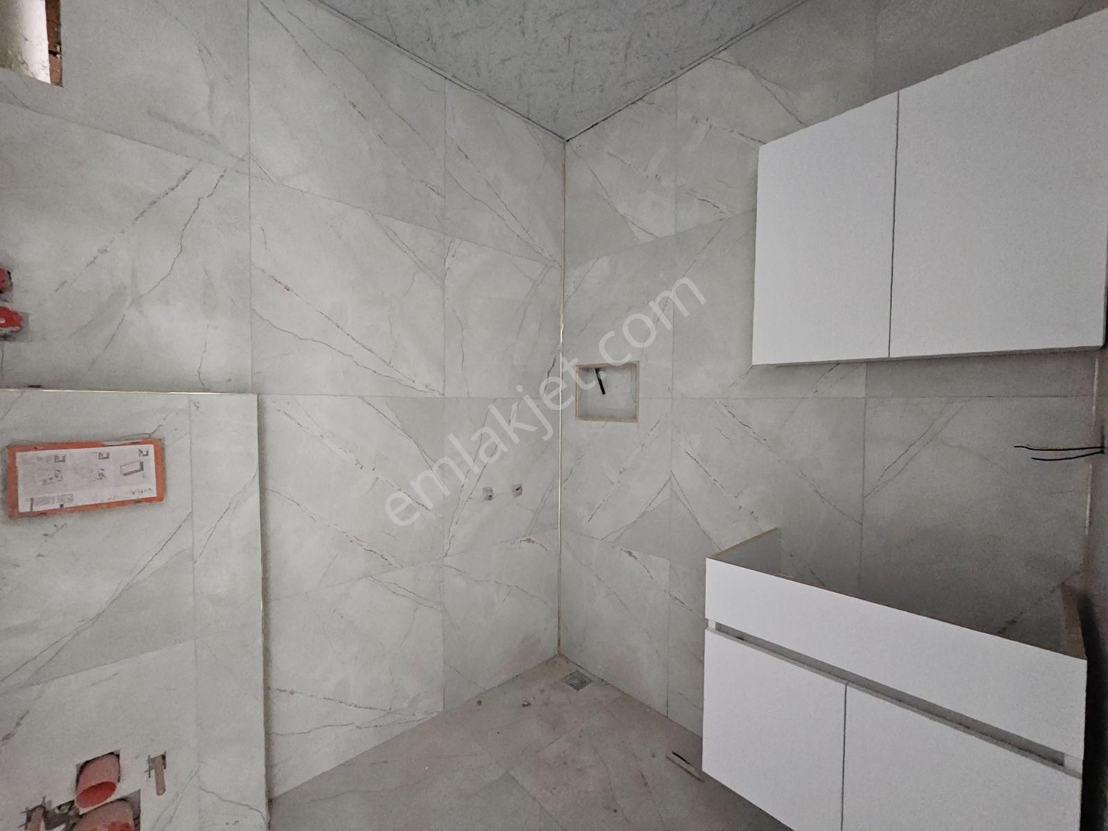 Fevzi Çakmakda Sıfır Asansörlü Ebeveyn Banyolu Satılık 2+1 Daire - Görsel 17