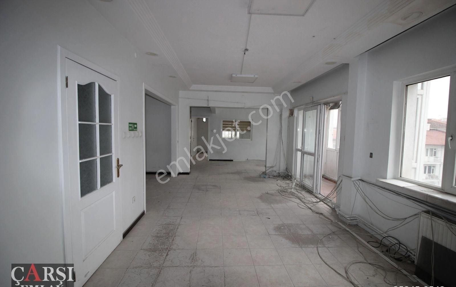 Kızılay Olgunlar Sokakta Kent İş Merkezinde Asansörlü 120 M2 - Görsel 6