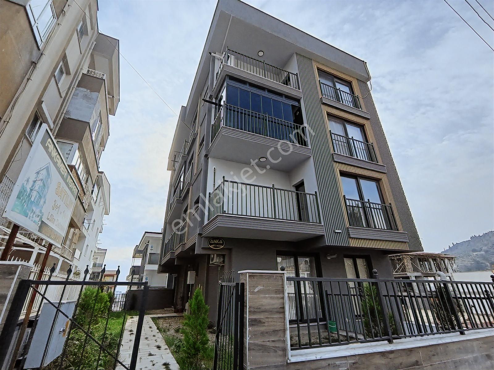 Söke Fevizpaşa Mah.de 105 M2 Satılık Sıfır 3+1 Daire