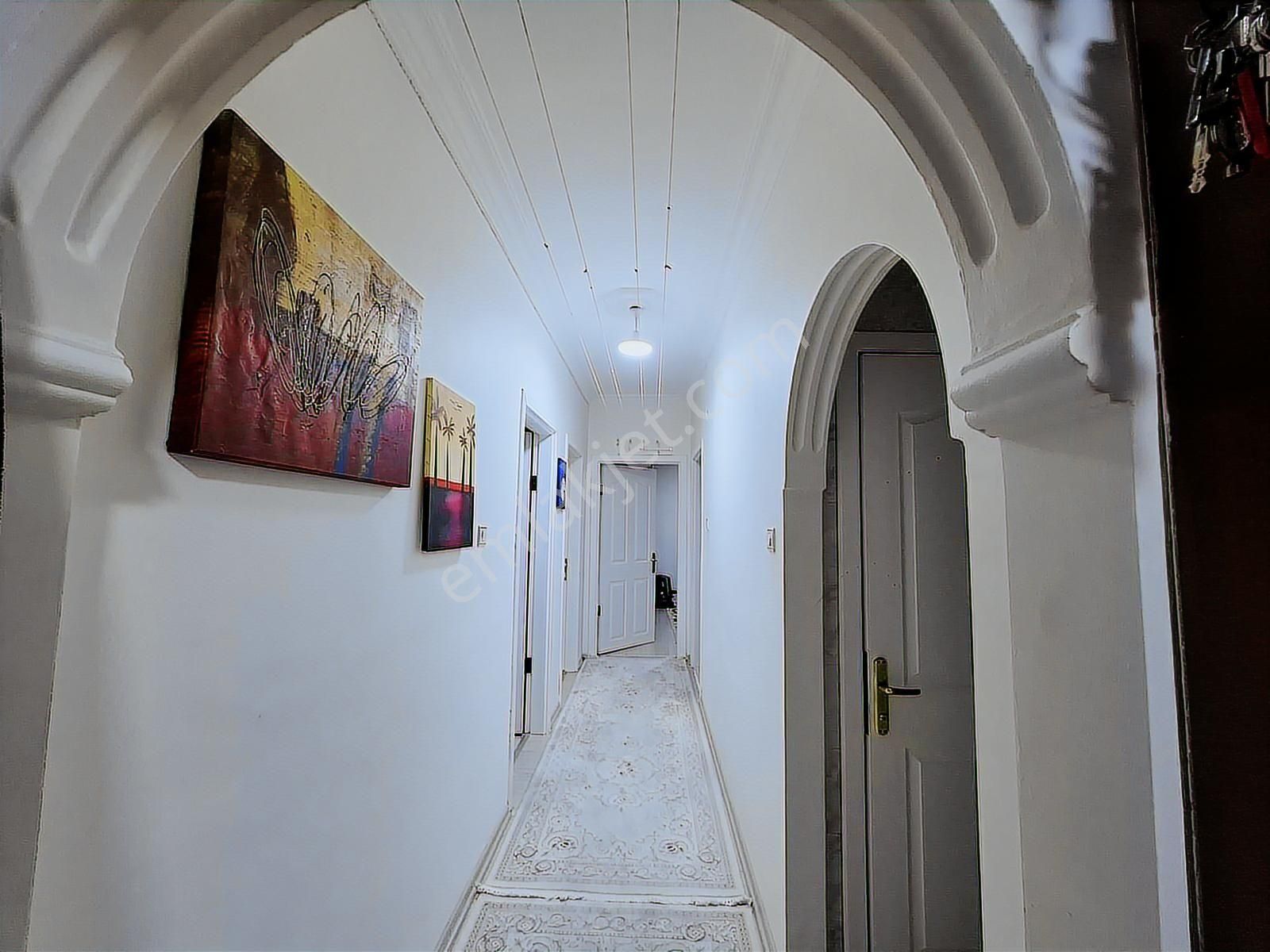 Ayvalıda İçi Yapılı 3+1 Satılık Daire - Görsel 21