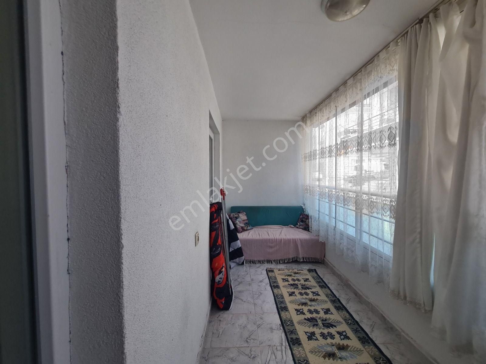 Ş.kubilay Karakeçili Cad. Paraleli Teras Balkonlu Ön Cephe 3+1 - Görsel 15