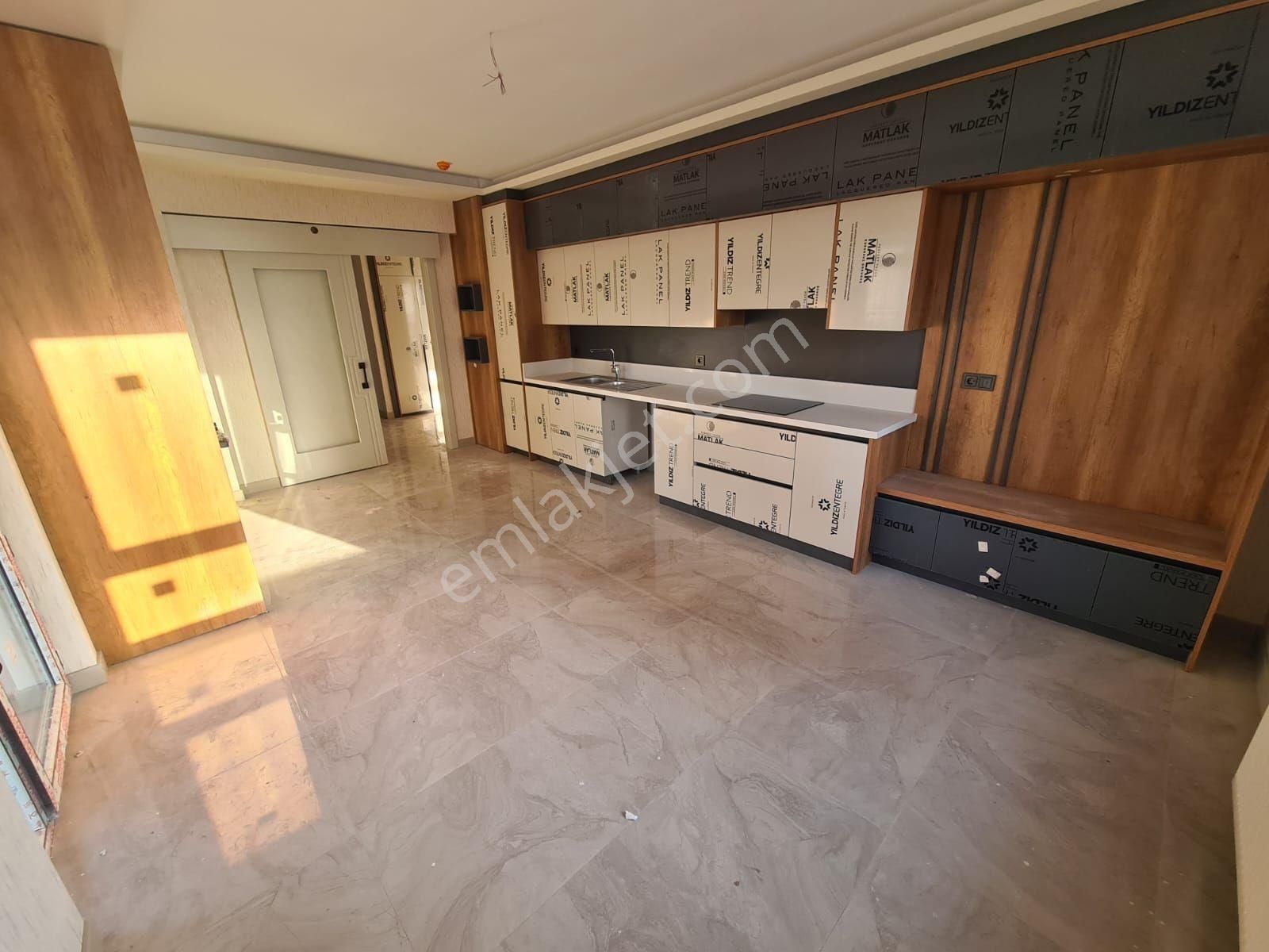 Ovacıkta Kiralık 4+1 Lüks Site Dairesi - Görsel 26