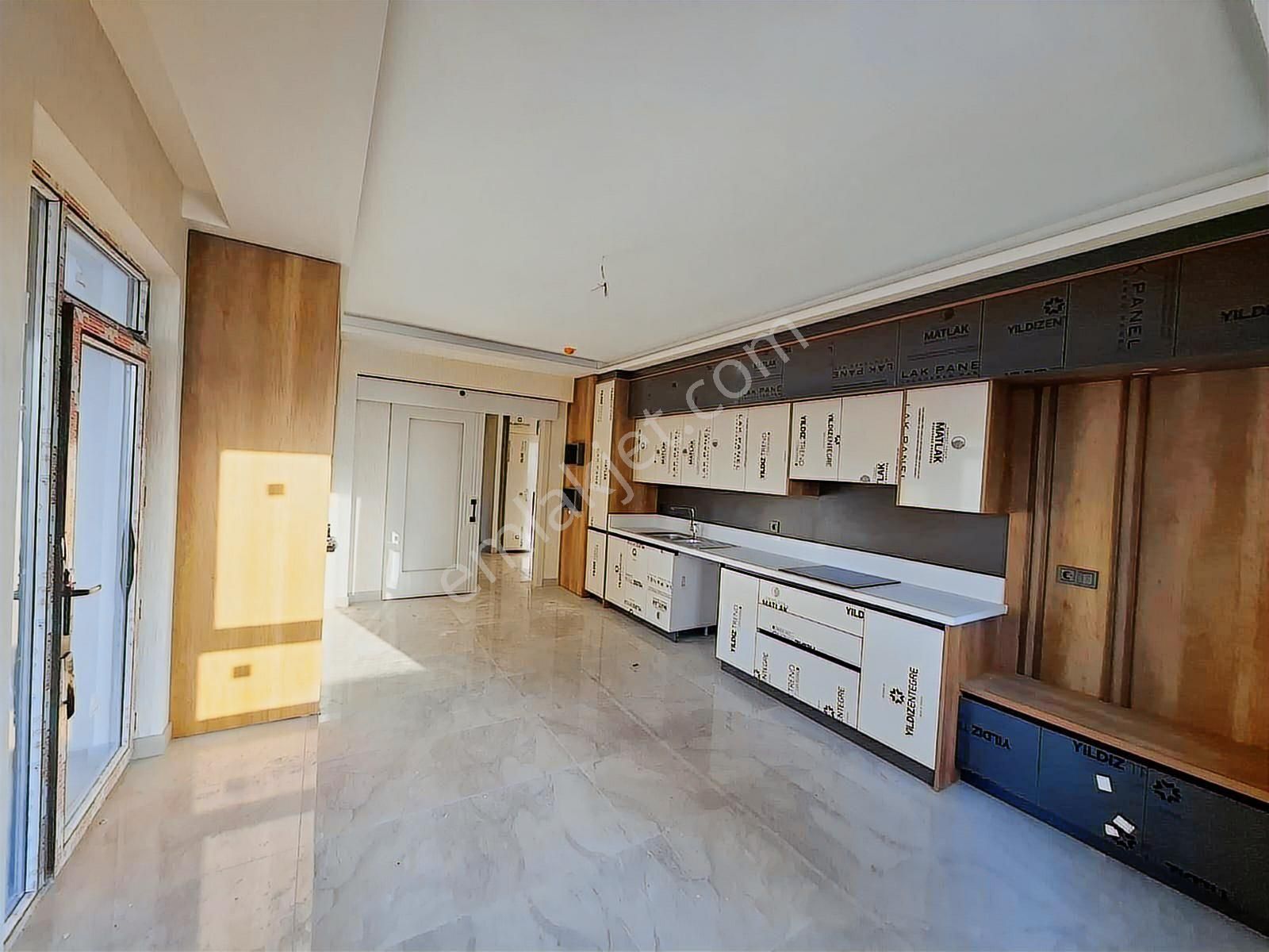 Ovacıkta Kiralık 4+1 Lüks Site Dairesi - Görsel 11