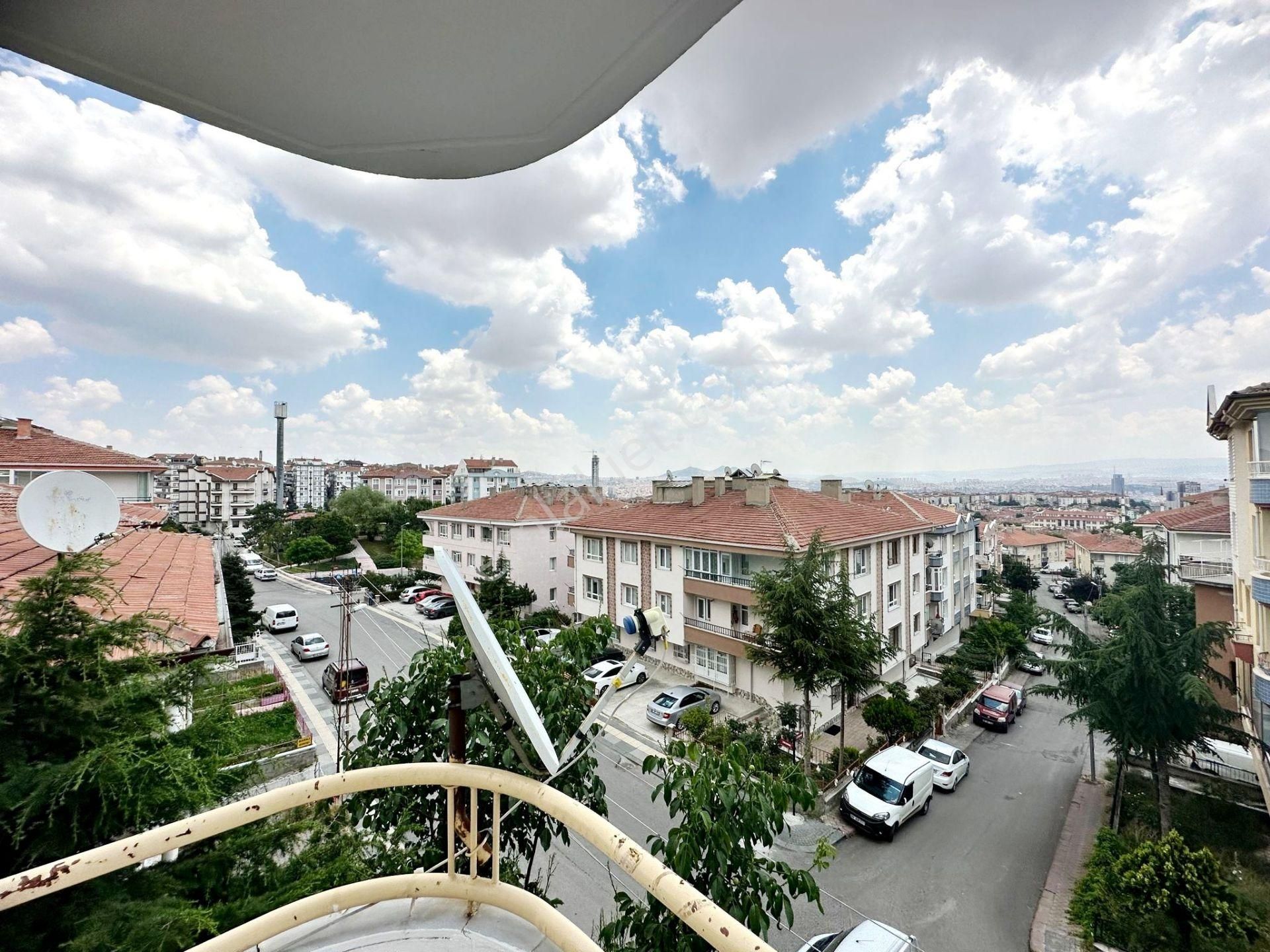 Uzman Emlak'dan İncirli Mh'de Cadde Üzerinde Katta Full Şehir Manzaralı Bağımsız 3+1 - Görsel 8