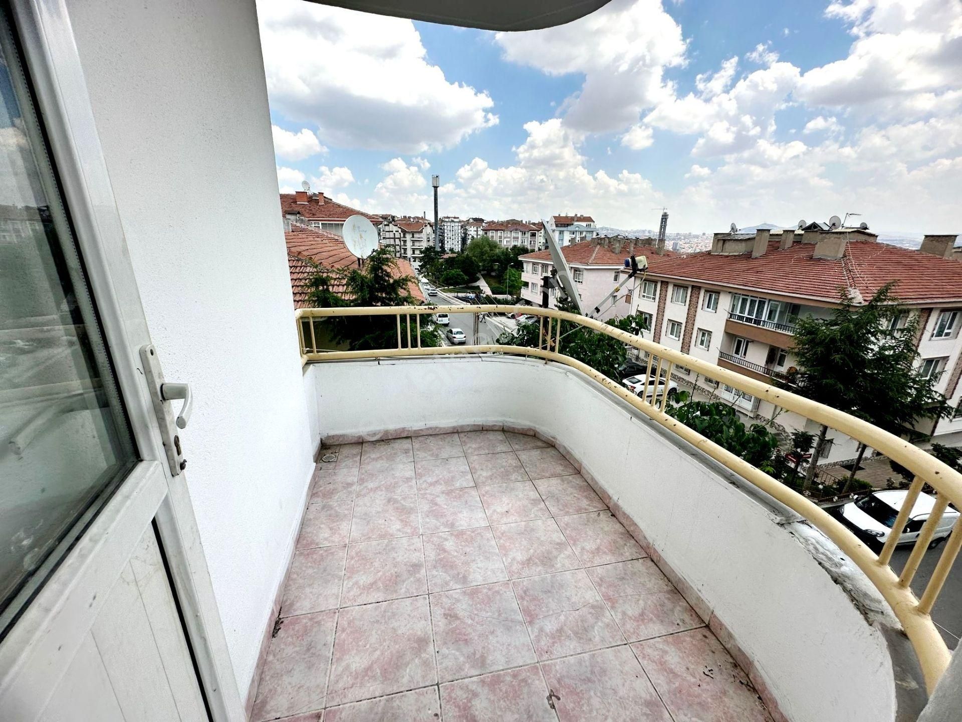 Uzman Emlak'dan İncirli Mh'de Cadde Üzerinde Katta Full Şehir Manzaralı Bağımsız 3+1 - Görsel 7