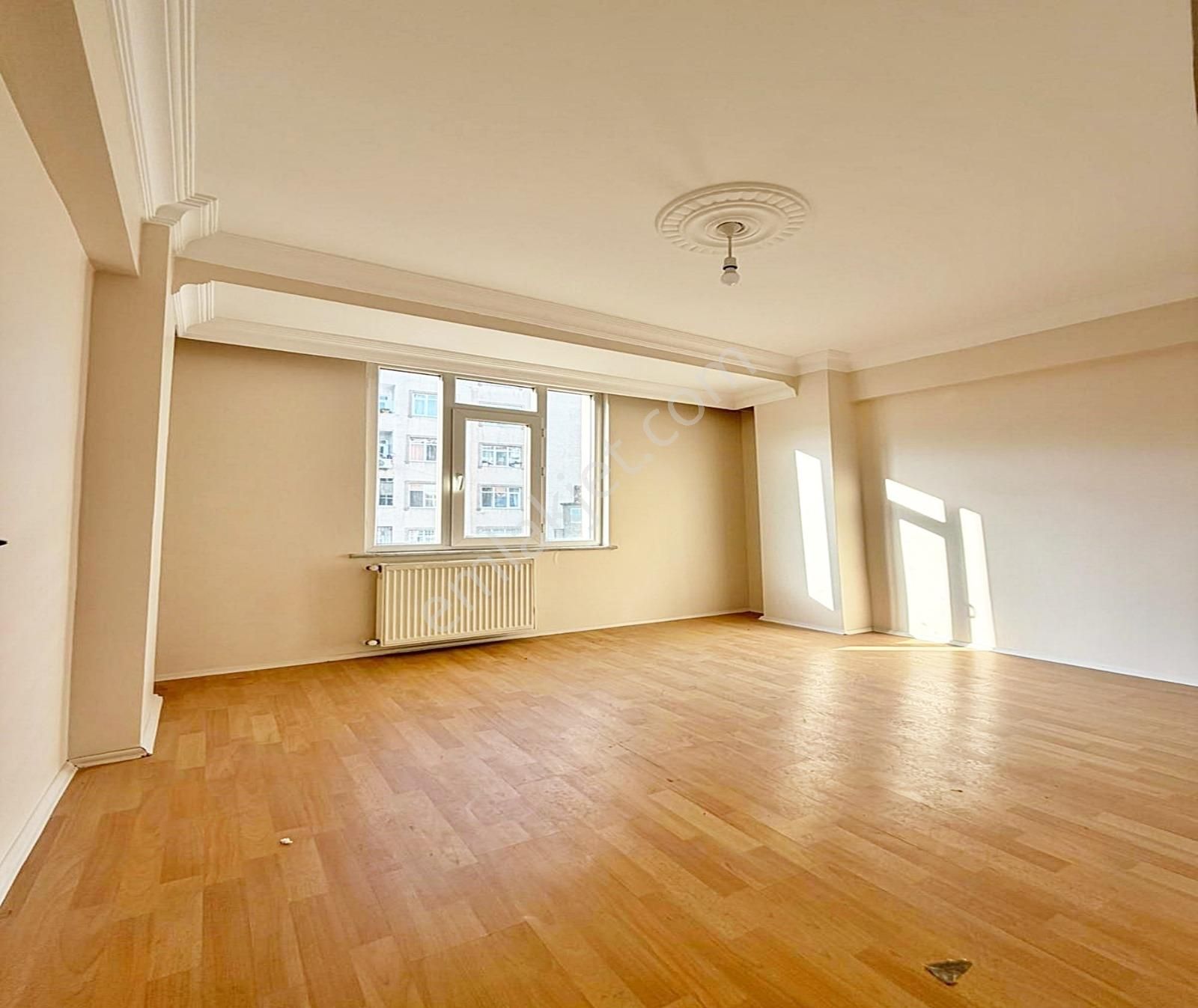 Esenyurt Kıraçta Kelepir Daire Bu Fiyat Kaçmaz 2.kat 2.390.000