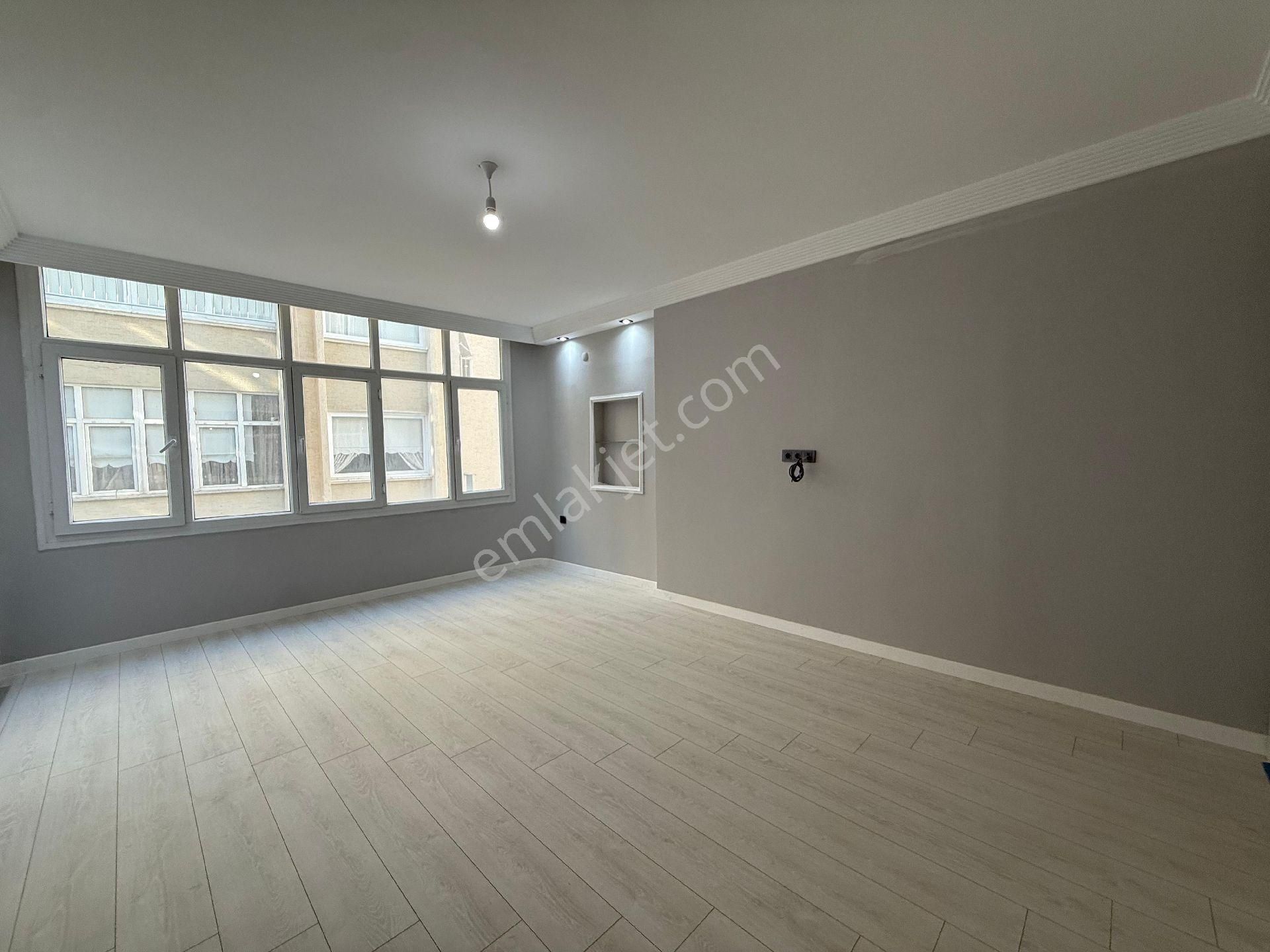 Güzelyalı Polisevi Civarı Ful Yapılı 6/2.katı Gbk Cephe - Görsel 14