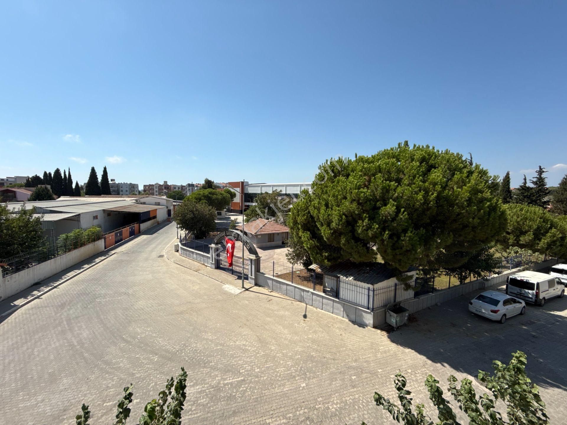 Seferihisar Çolakibrahimbey’de Köşe Konumlu, Ferah 3+1 Daire - Görsel 20