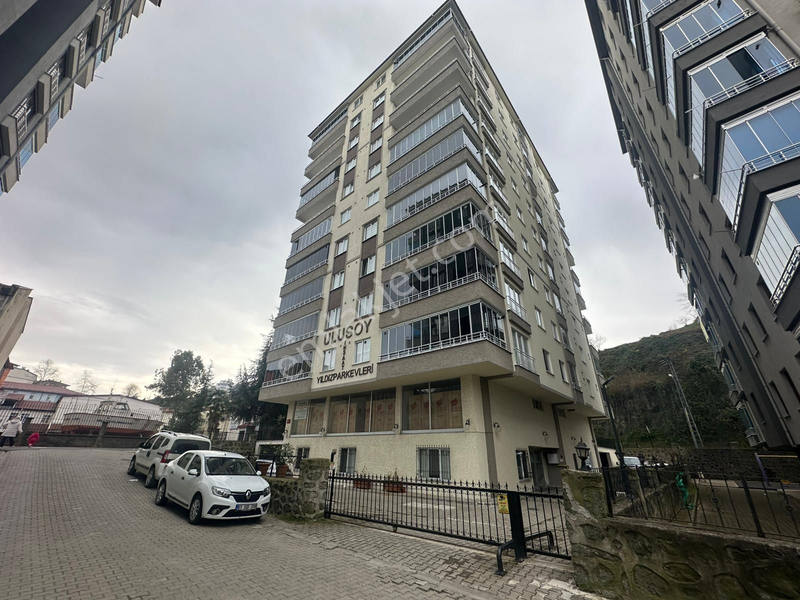 İrfanlı Mahallesi'nde Site İçinde Kiralık 2+1 Eşyalı Daire