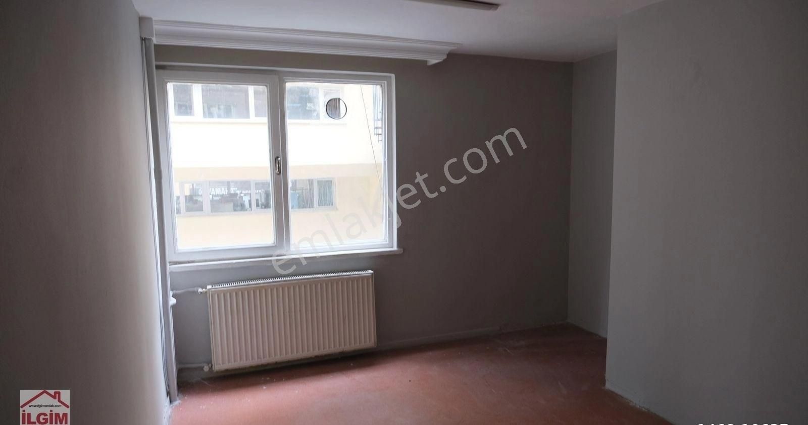 Bayındır Sokakta Diş Proteze Uygun Meşrutiyet Caddesi Yakını 2+1 Daire - Görsel 5