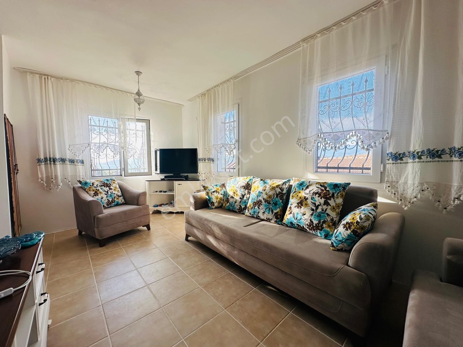 Güllük Deniz Manzaralı Köşe Konumda Satılık Müstakil Ev - Görsel 12