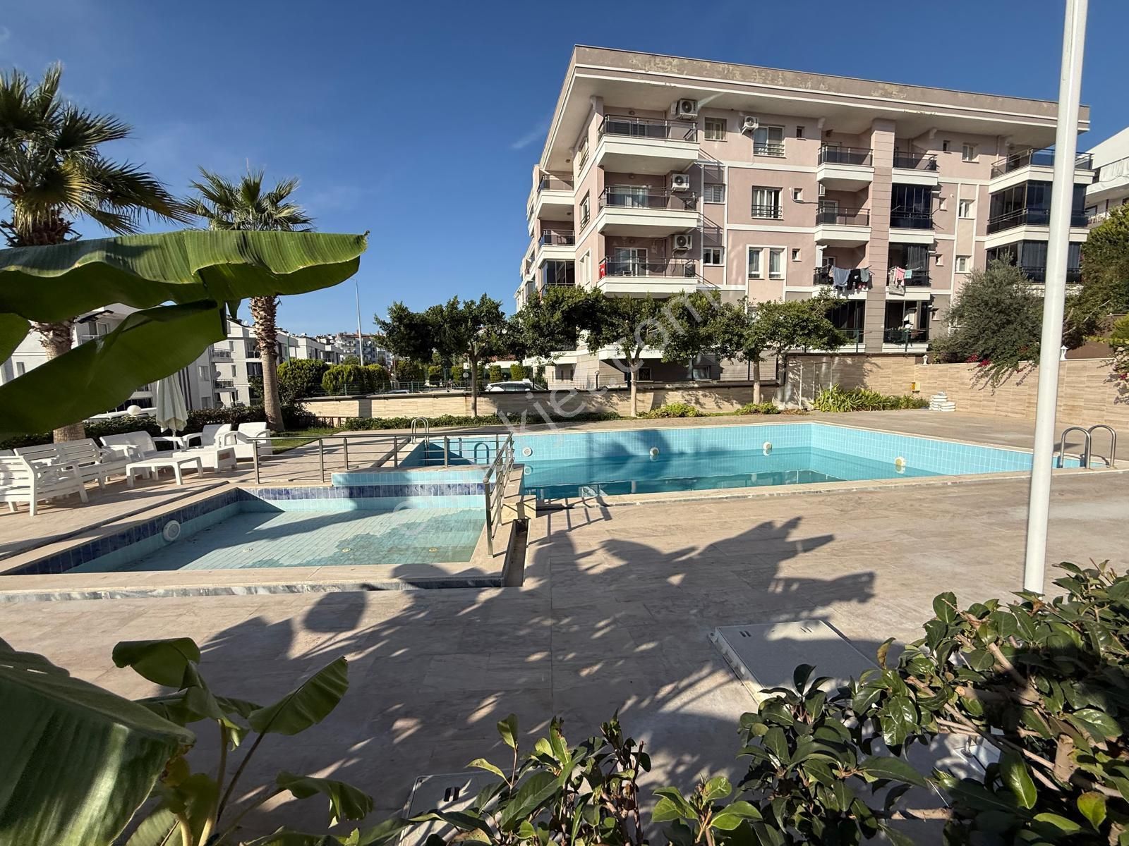 🏡 Havuzlu Sitede Panoramik Deniz Manzaralı 3+1 - Görsel 2