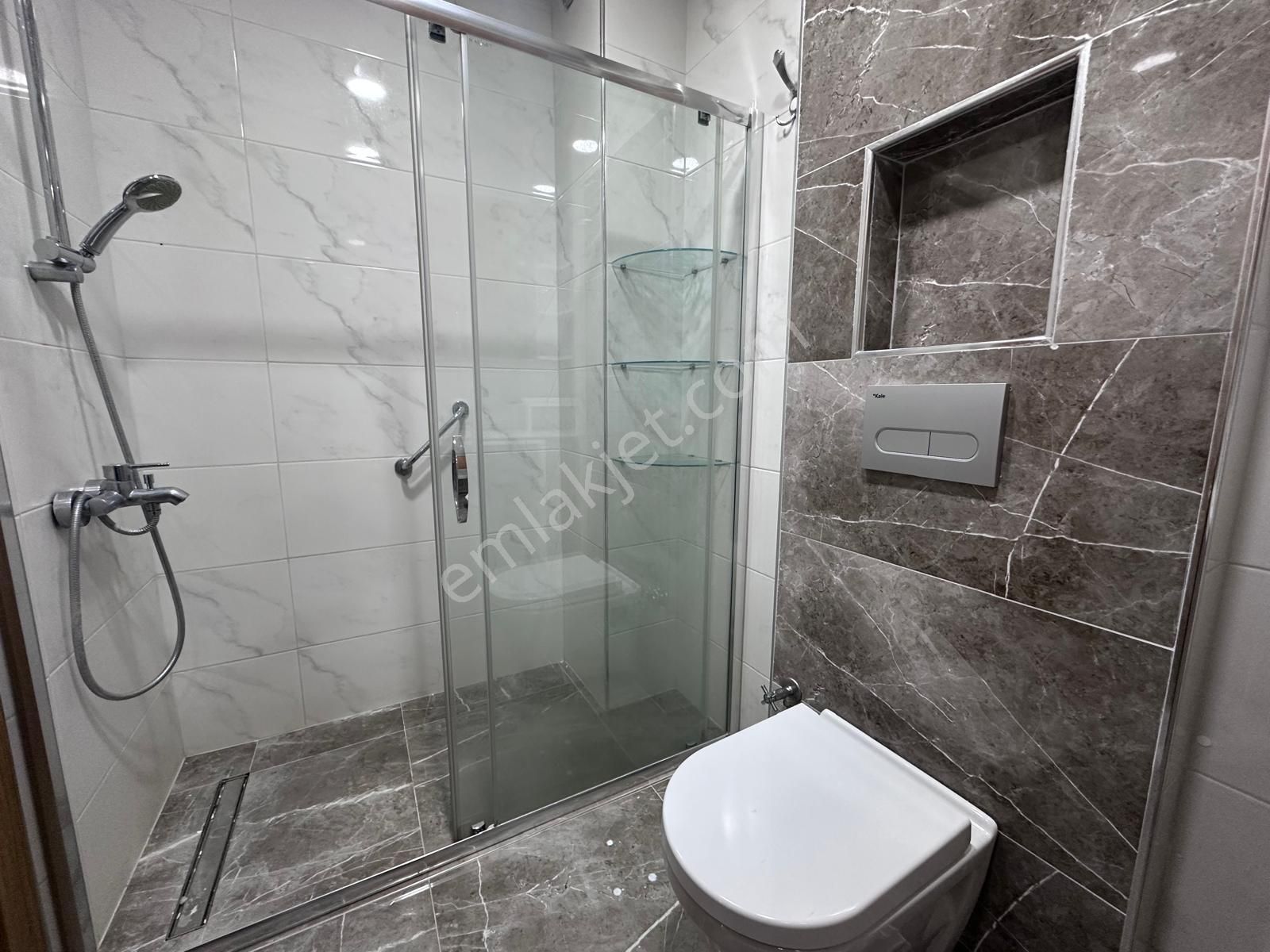 Suadiye Kaptanarif Sokakta Genç Bina Da Net 90m2 3+1 - Görsel 6