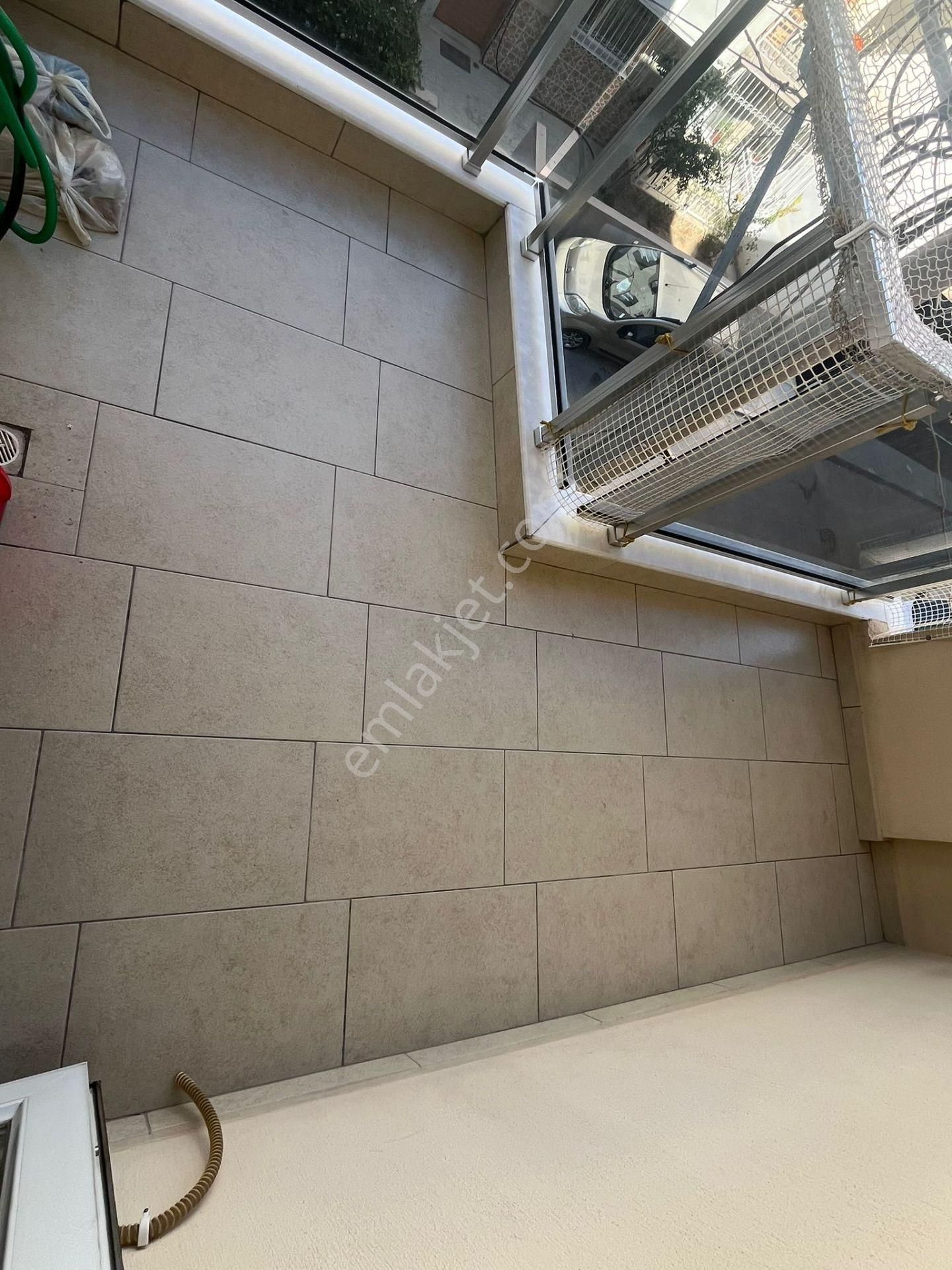 Buca Şirinyer Merkez Yakını Onat Caddesi Yanı 2+1 85m2 Dgazlı Arakat Balkonlu Kiralık Daire - Görsel 17