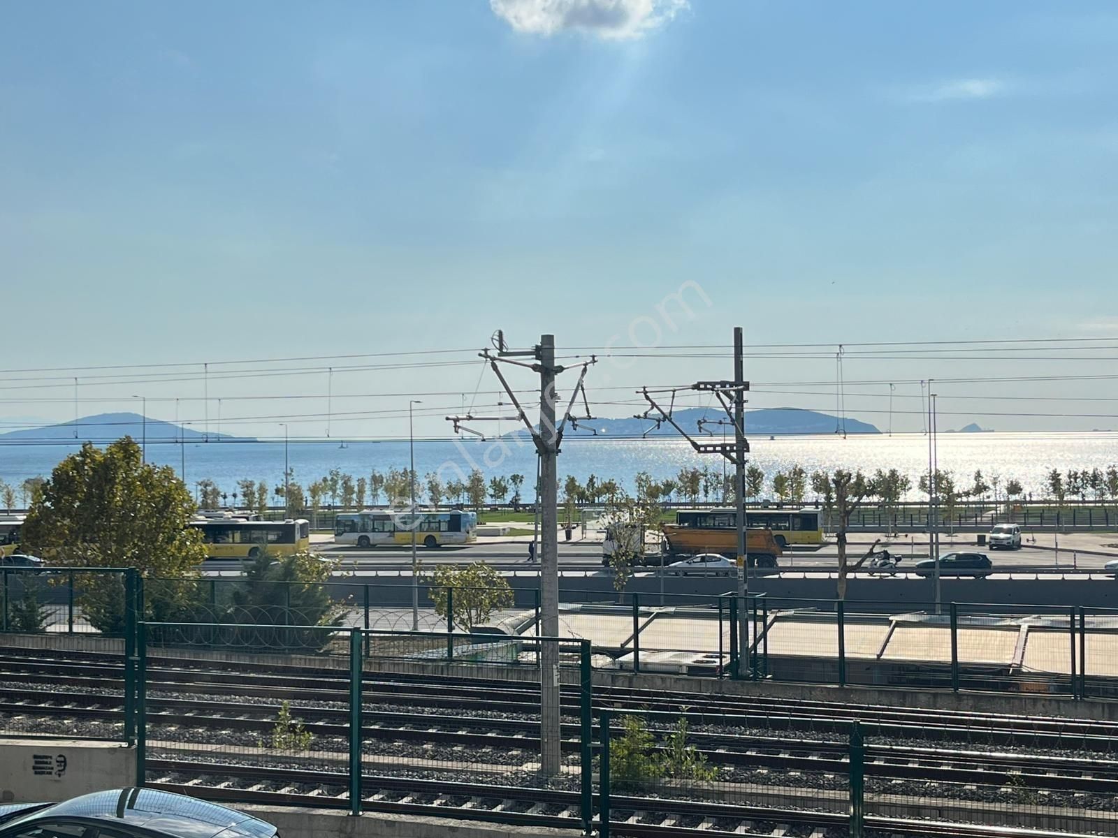 Tamiş'den Bostancı Sahil'de İlk Sırada Deniz Manzaralı 2.kat 3+1