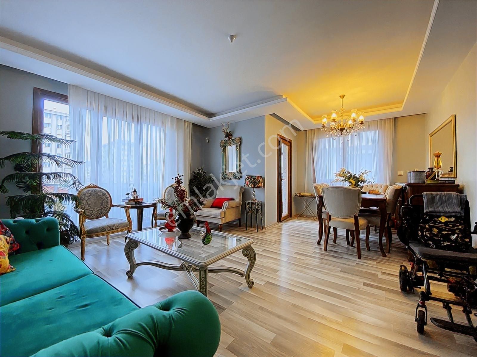 Tamiş'den Altıntepe'de Sahile Marmaraya Çok Yakın 4.kat 3+1 - Görsel 13
