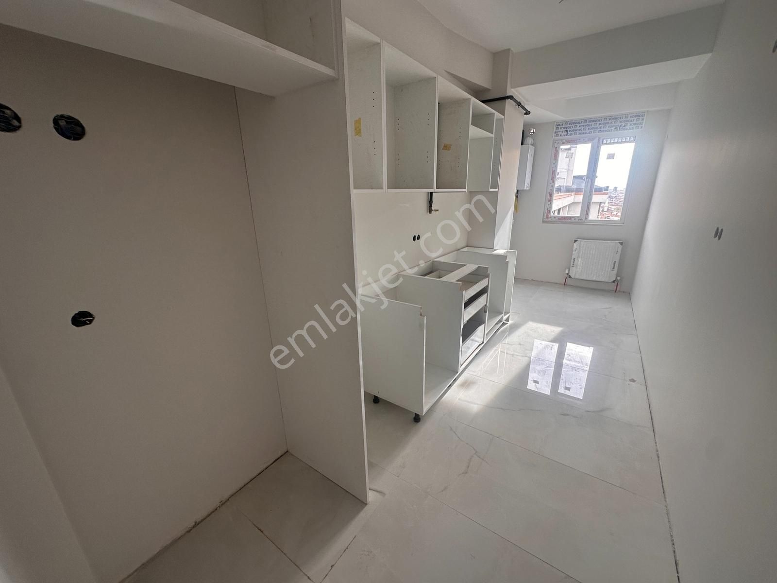 Tamiş'den Altıntepe Sıfır 3.kat Deniz Manzaralı Ebeveynli 3+1 - Görsel 34