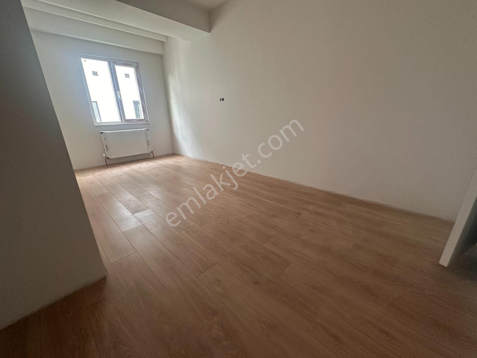 Tamiş'den Altıntepe Sıfır 3.kat Deniz Manzaralı Ebeveynli 3+1 - Görsel 14