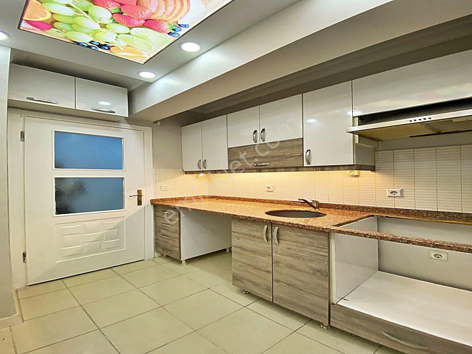 Cadde34'den Üçevlerde Cadde Dibinde Eminevime Uygun Emsallerinin Altında Kelepir 2+1 Satılık Daire - Görsel 8